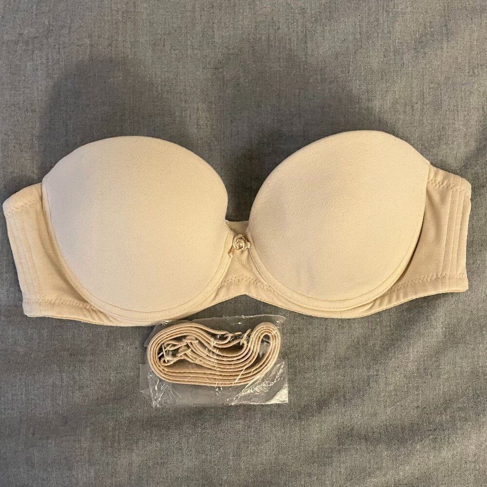 Body by Victoria - Victoria's Secret Strapless Convertible Bra 32A Nude